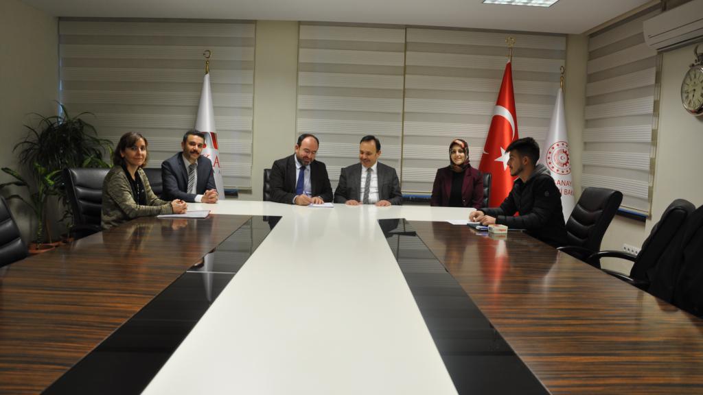 Eğitimde Arttırılmış Gerçeklik Uygulamaları Eğitici Eğitim