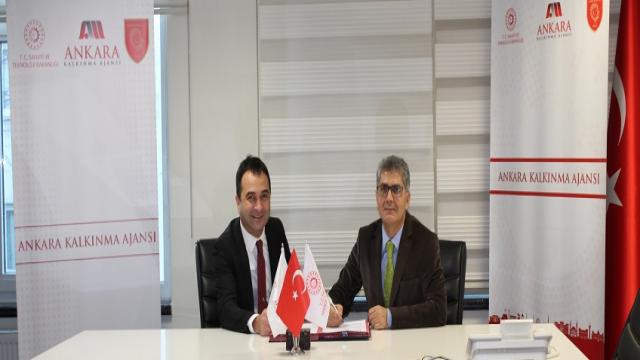 Tıbbi Cihazlar Finansman Desteği Programı Kapsamında “Yeni Temiz Oda Teknolojisi ile Üretim Kalitesinin ve Kapasitesinin Geliştirilmesi” Projesinde İmzalar Atıldı